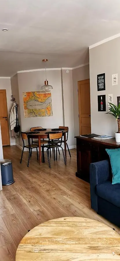 Toulon Centre Ancien Proche Gare Et Depart Corse- 5 Pers - Freewifi - Ac Apartamento França